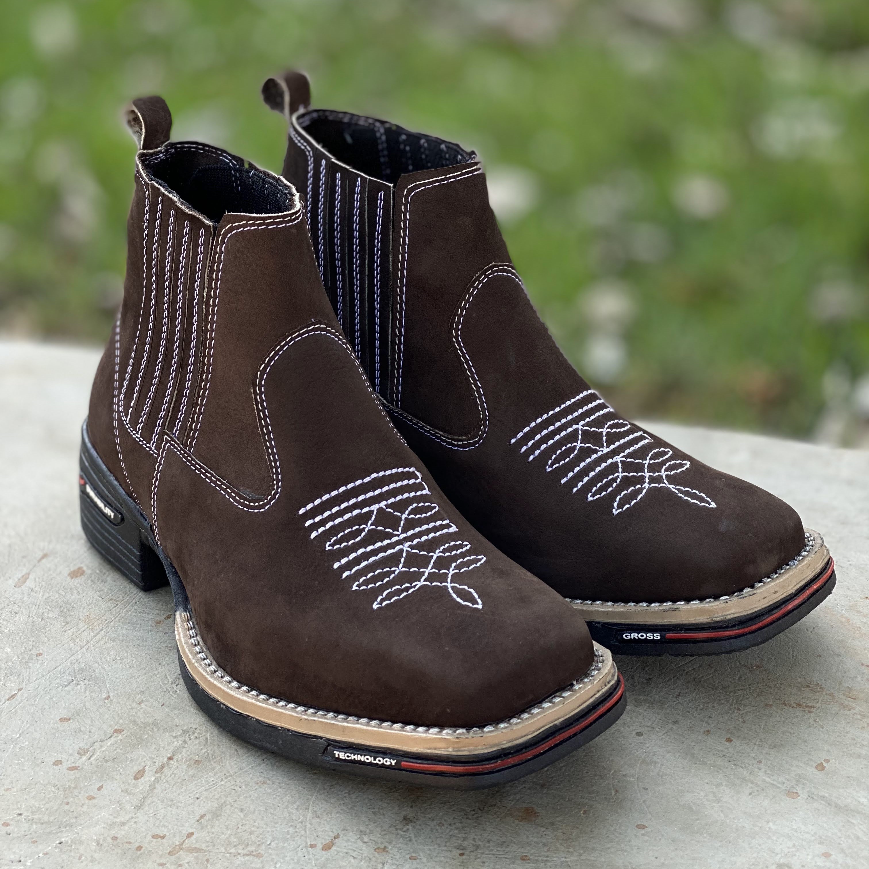 Bota Marr�n Gamuzado